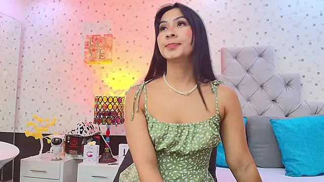 JulietaReyess online show from 01-14-26, 11:58