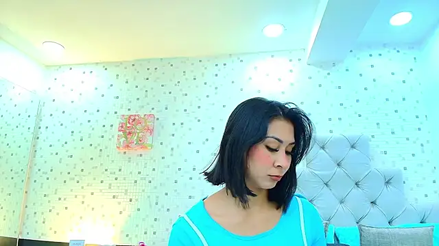 JulietaReyess online show from 06-12-26, 11:52
