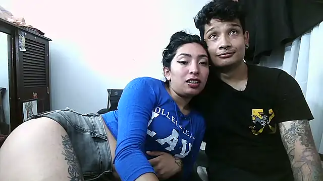 Snapshot of AngelinaPaker chatting on 01-28-25, 12:26 AngelinaPaker online show from 01-28-25, 12:26