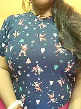 CUTE SOPHIA- online show from 01-15-26, 12:03