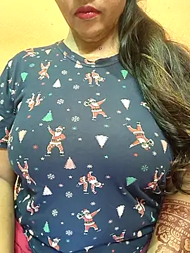 CUTE SOPHIA- online show from 04-10-26, 01:01