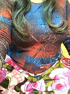 CUTE SOPHIA- online show from 11-17-25, 09:19