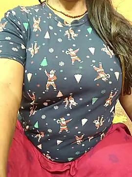 CUTE SOPHIA- online show from 02-12-26, 11:15