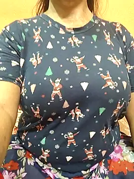 Snapshot of CUTE_SOPHIA- chatting on 06-24-26, 02:10 CUTE SOPHIA- online show from 06-24-26, 02:10