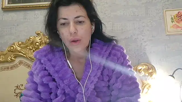 StunnigArt online show from 04-15-26, 01:22