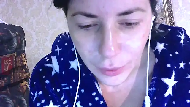 Snapshot of StunnigArt chatting on 05-05-26, 01:08 StunnigArt online show from 05-05-26, 01:08