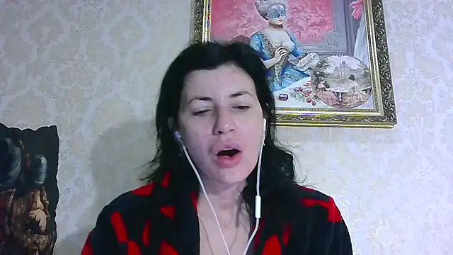 Snapshot of StunnigArt chatting on 05-18-26, 01:28 StunnigArt online show from 05-18-26, 01:28
