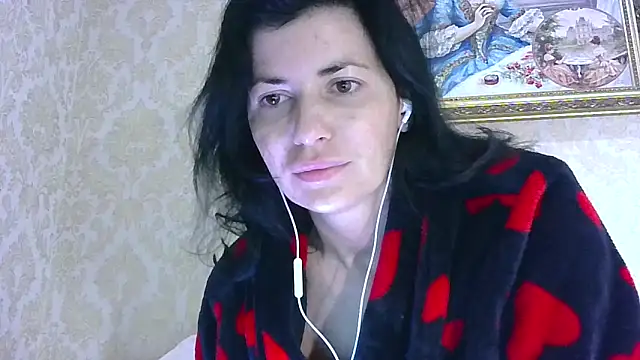 Snapshot of StunnigArt chatting on 04-23-26, 01:23 StunnigArt online show from 04-23-26, 01:23