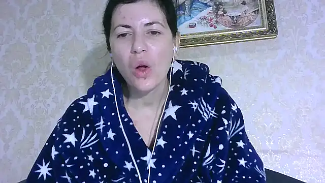 StunnigArt online show from 11-25-25, 02:23