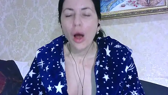 StunnigArt online show from 02-07-26, 02:30