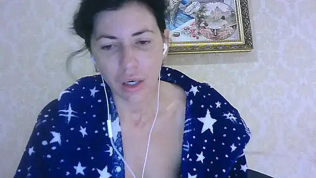 Snapshot of StunnigArt chatting on 06-30-26, 01:16 StunnigArt online show from 06-30-26, 01:16
