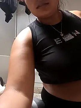 stefanie010 online show from 12-03-25, 07:24