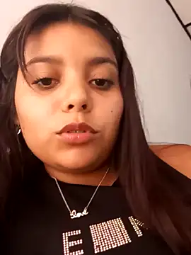 Snapshot of stefanie010 chatting on 01-12-25, 06:27 stefanie010 online show from 01-12-25, 06:27