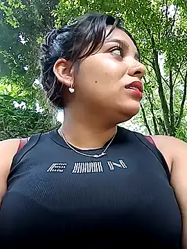 Snapshot of stefanie010 chatting on 01-12-25, 03:25 stefanie010 online show from 01-12-25, 03:25