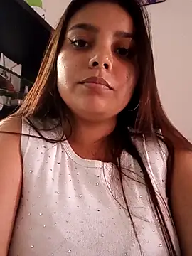 Snapshot of stefanie010 chatting on 10-03-25, 07:37 stefanie010 online show from 10-03-25, 07:37