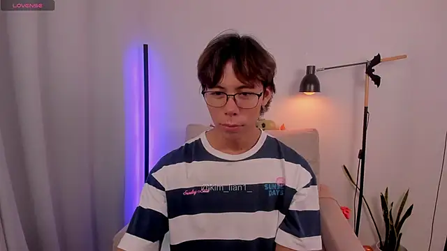 kim lian21 online show from 10-28-25, 10:03