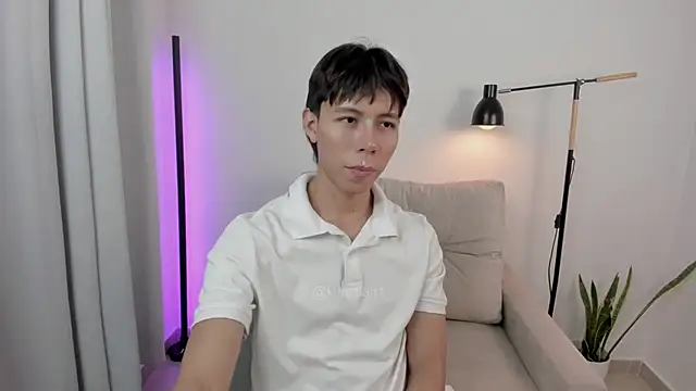 kim lian21 online show from 11-30-25, 06:58