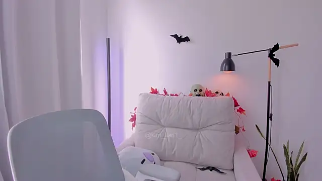 kim lian21 online show from 10-25-25, 02:17