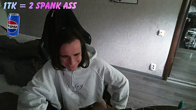 Snapshot of izilizi_23 chatting on 06-03-26, 03:28 izilizi 23 online show from 06-03-26, 03:28