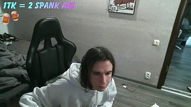 Snapshot of izilizi_23 chatting on 05-29-26, 03:29 izilizi 23 online show from 05-29-26, 03:29