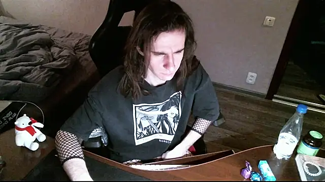 izilizi 23 online show from 02-14-25, 05:14