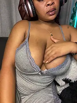 YellowHoneyDip online show from 03-08-26, 04:16