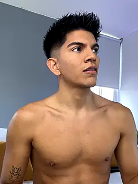 santiago 01 online show from 11-28-25, 09:04