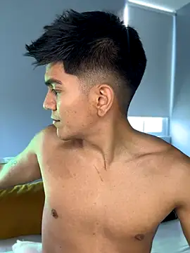 santiago 01 online show from 09-23-25, 07:43