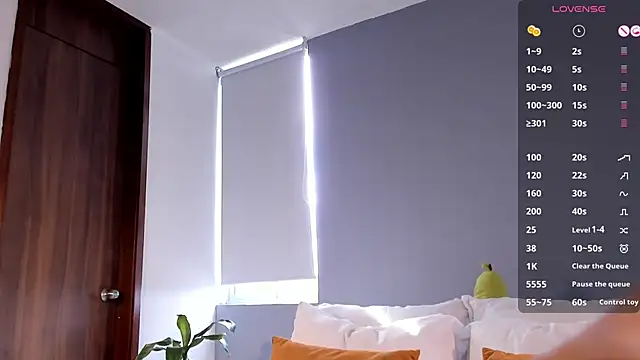 santiago 01 online show from 04-09-26, 08:26