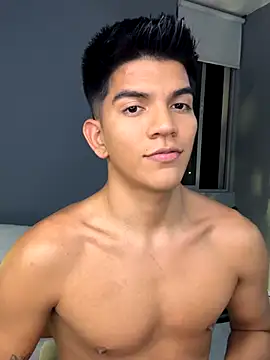 santiago 01 online show from 09-26-25, 01:12