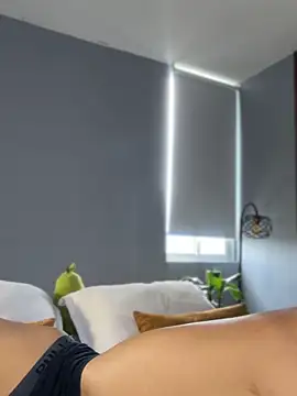 santiago 01 online show from 10-08-25, 07:25