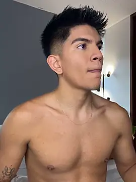 santiago 01 online show from 12-19-25, 10:23