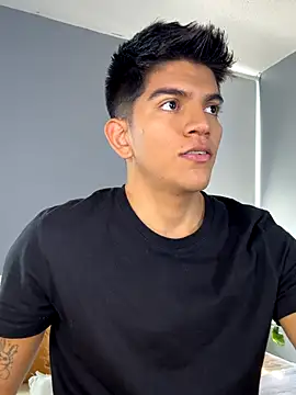 santiago 01 online show from 10-15-25, 07:11