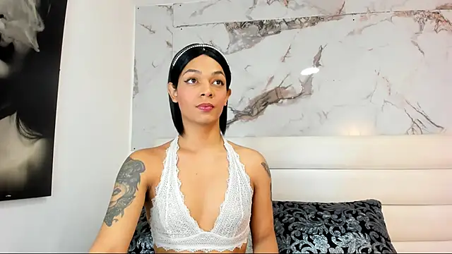 emily lady20 online show from 06-17-26, 02:44
