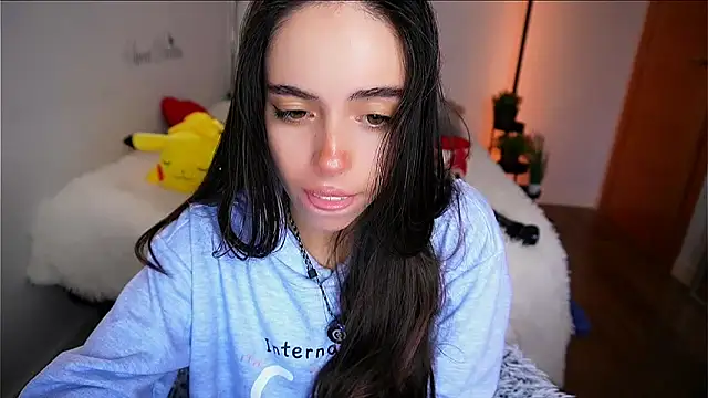 Dayna Nebula online show from 01-18-26, 09:46