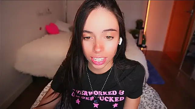 Dayna Nebula online show from 01-12-26, 08:32