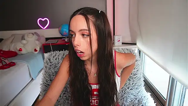 Dayna Nebula online show from 03-22-25, 03:09