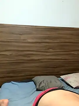 pedrovkr3 online show from 12-05-24, 02:04