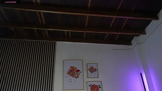 LillyDolls23 online show from 04-05-26, 01:40