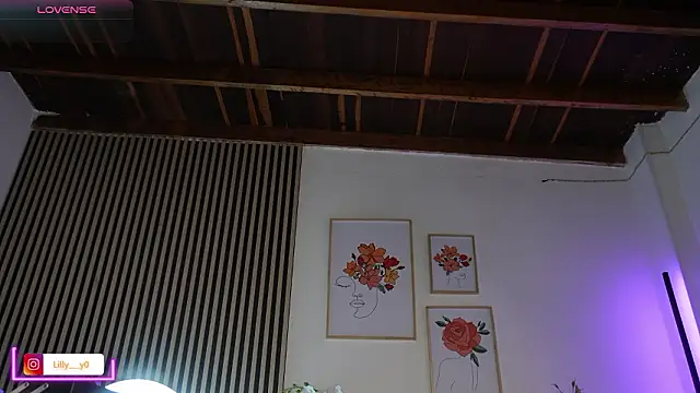 LillyDolls23 online show from 03-19-26, 01:33