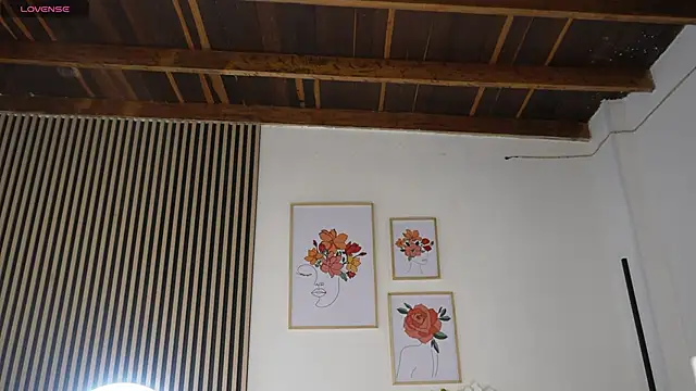 LillyDolls23 online show from 11-28-25, 12:38