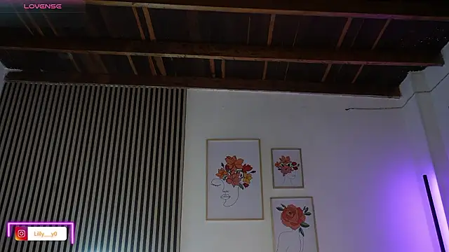 LillyDolls23 online show from 03-18-26, 01:24