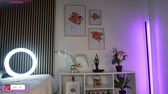 LillyDolls23 online show from 04-02-26, 01:40