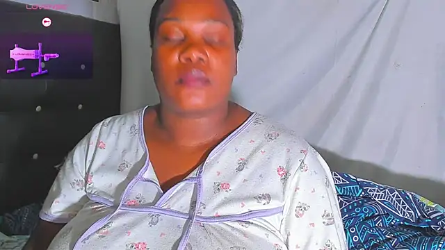 kasandra smith  online show from 02-27-25, 01:52