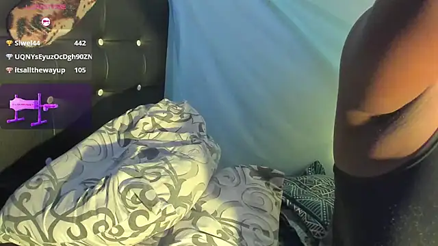 kasandra smith  online show from 03-05-25, 05:07