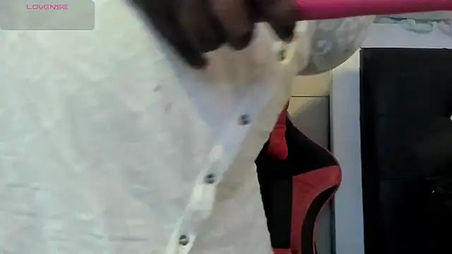 kasandra smith  online show from 09-30-25, 09:43