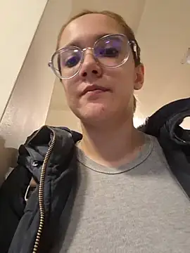 Snapshot of NaomiShimizu chatting on 02-01-26, 07:01 NaomiShimizu online show from 02-01-26, 07:01