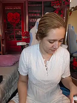 Snapshot of NaomiShimizu chatting on 02-07-26, 07:44 NaomiShimizu online show from 02-07-26, 07:44