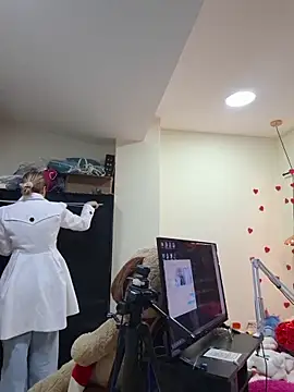 Snapshot of NaomiShimizu chatting on 02-20-26, 08:55 NaomiShimizu online show from 02-20-26, 08:55