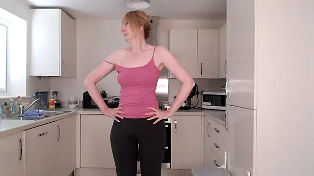British Goddess Anna online show from 07-18-26, 08:12